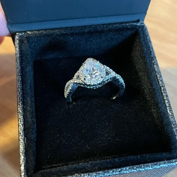 Charmed Aroma Jewelry Charmed Aroma 925 Sterling Silver Size